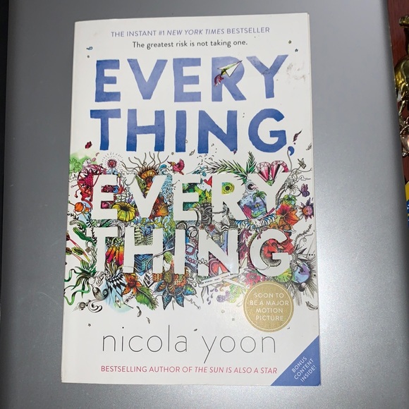 “Everything Everything” by Nicola Yoon - Picture 1 of 2